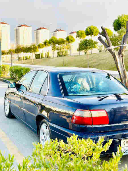 ئۆپل ئۆمێگا 2001 - 3