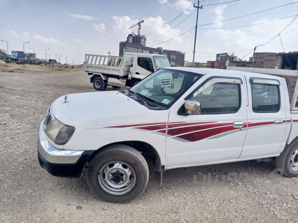Nissan pikab