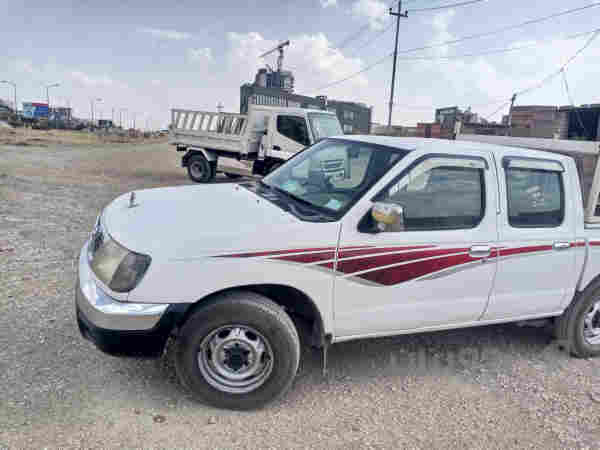Nissan pikab