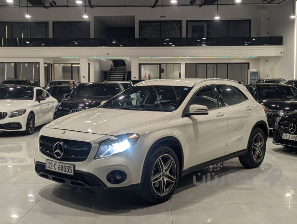 Mercedes benz GLA250 2018 - 6