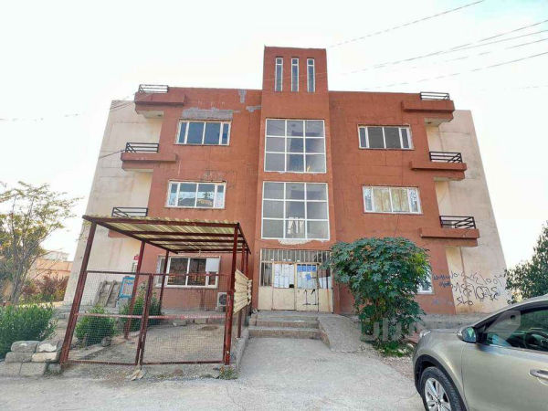 شقة + بيت  للبيع في مجمع سرى بلند في اربيل