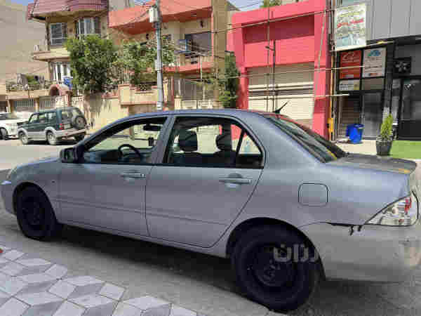 لانسەر 2011 ئۆتۆماتیک - 2