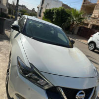 Nissan maxima 2018