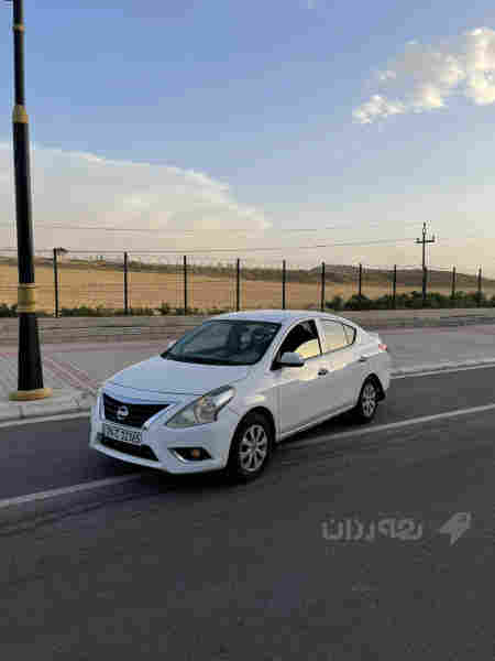 Nissann versa 2017