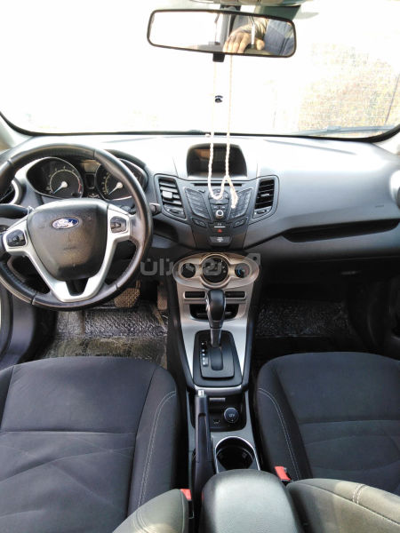 Ford Fiesta - 6