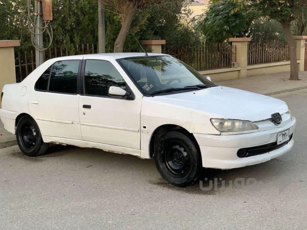 ‎ بیجۆ فەرەنسی 306  مۆدێل 2002 ڕەنگ. سپی  