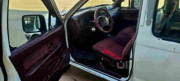 نیسان پیك ئاپ2002 - 6