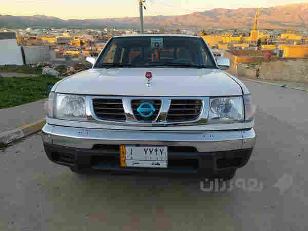 نیسان دەبڵ مۆدێل 2003 