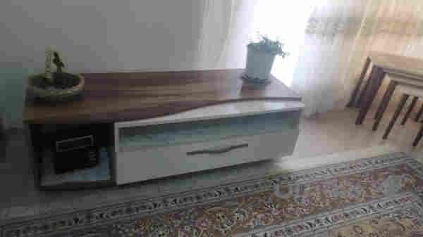 مێزی تەلتفزیۆن