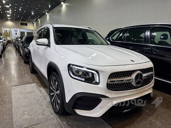 Mercedes Benz  - 5