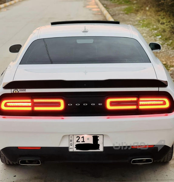 Dodge  challnger  SXT + 2018  - 3