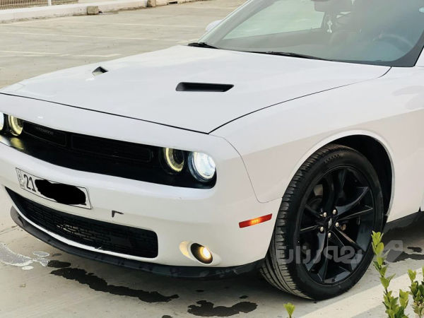 Dodge  challnger  SXT + 2018  - 2