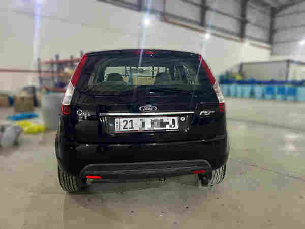 Ford figo 2013 niva - 2