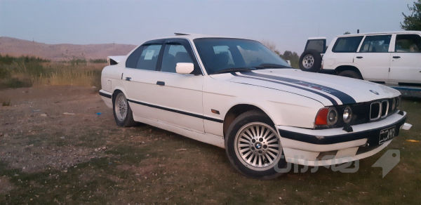 بیئێم1990  525 مەکینە فەل گێر ئۆتۆماتیک