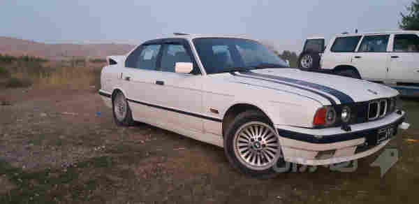 بیئێم1990  525 مەکینە فەل گێر ئۆتۆماتیک