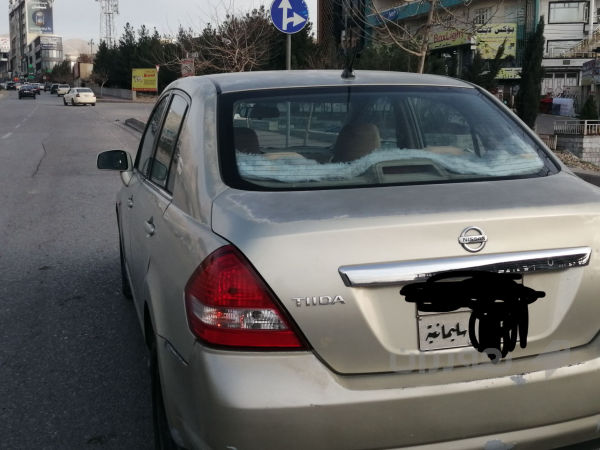 نیسان تیدا - 4