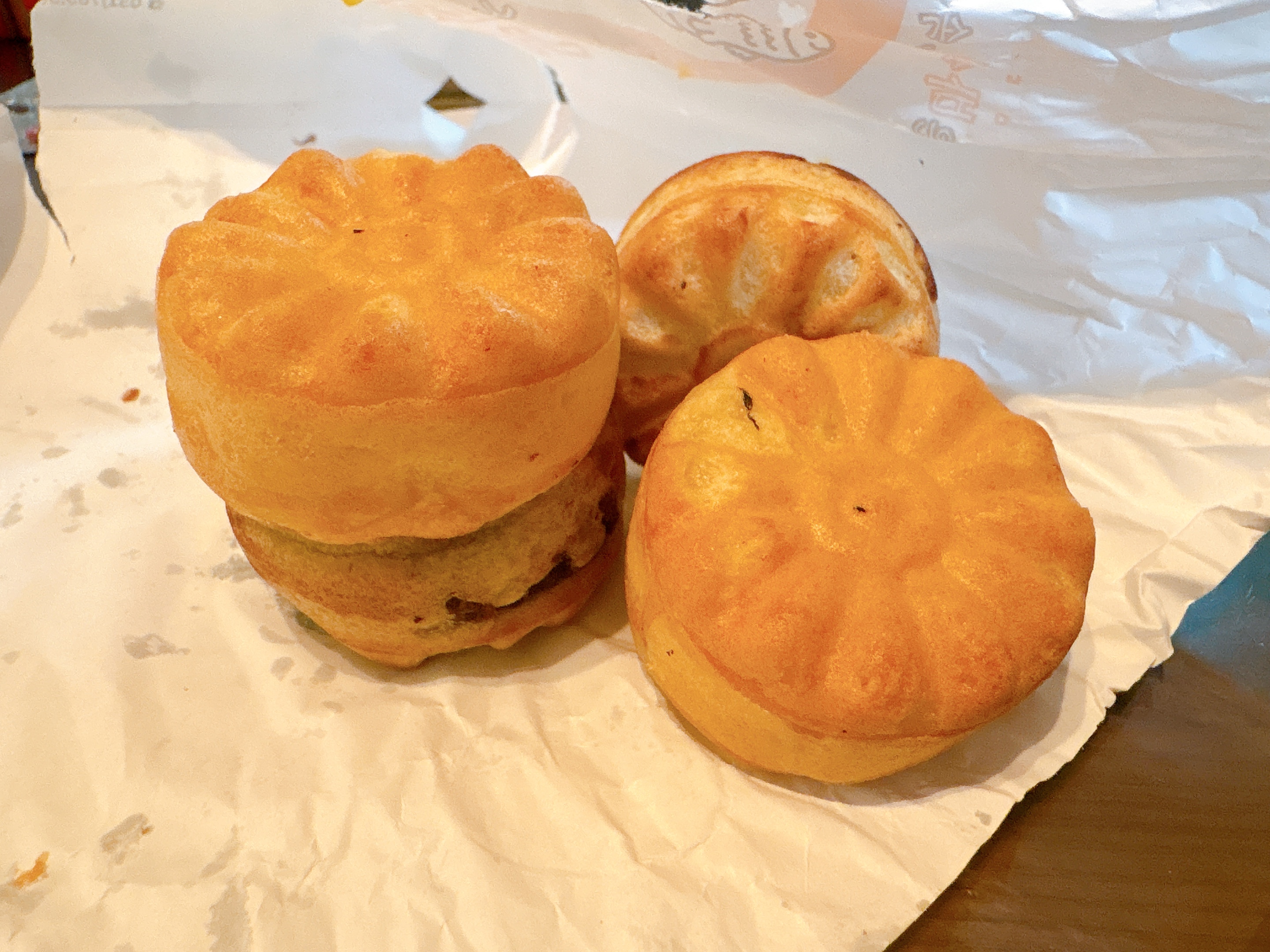 밖에 나간김에 사온 국화빵 썸네일