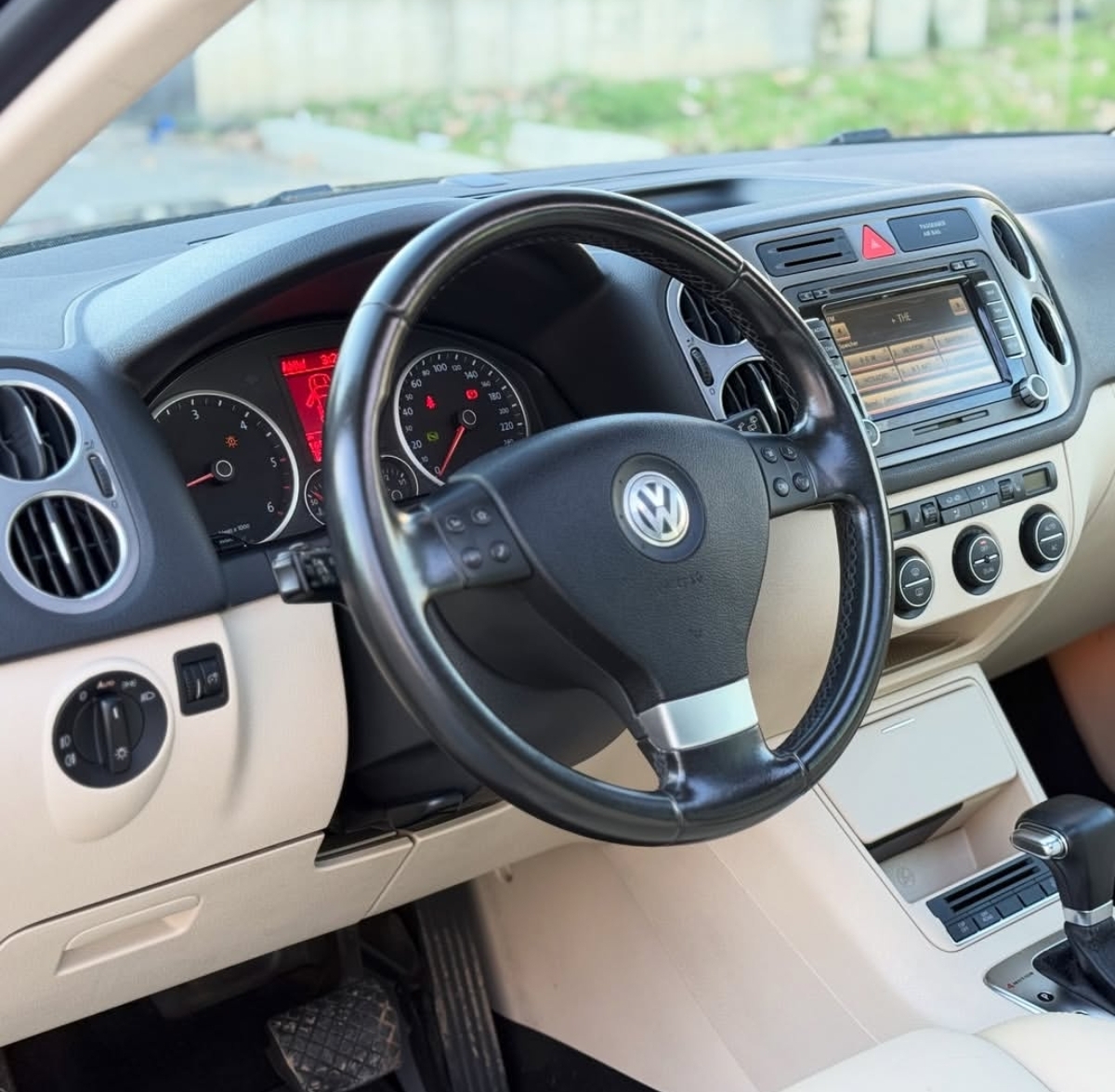 VW Tiguan / 2.0 3