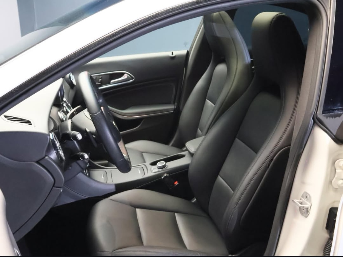 Mercedes-Benz CLA200 4 Matic CDI AMG Line 4
