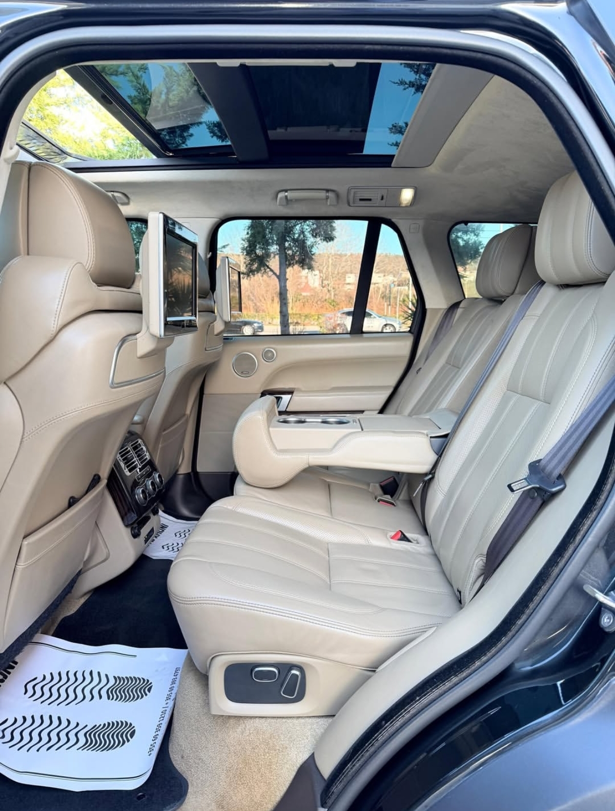 Range Rover Vogue 3