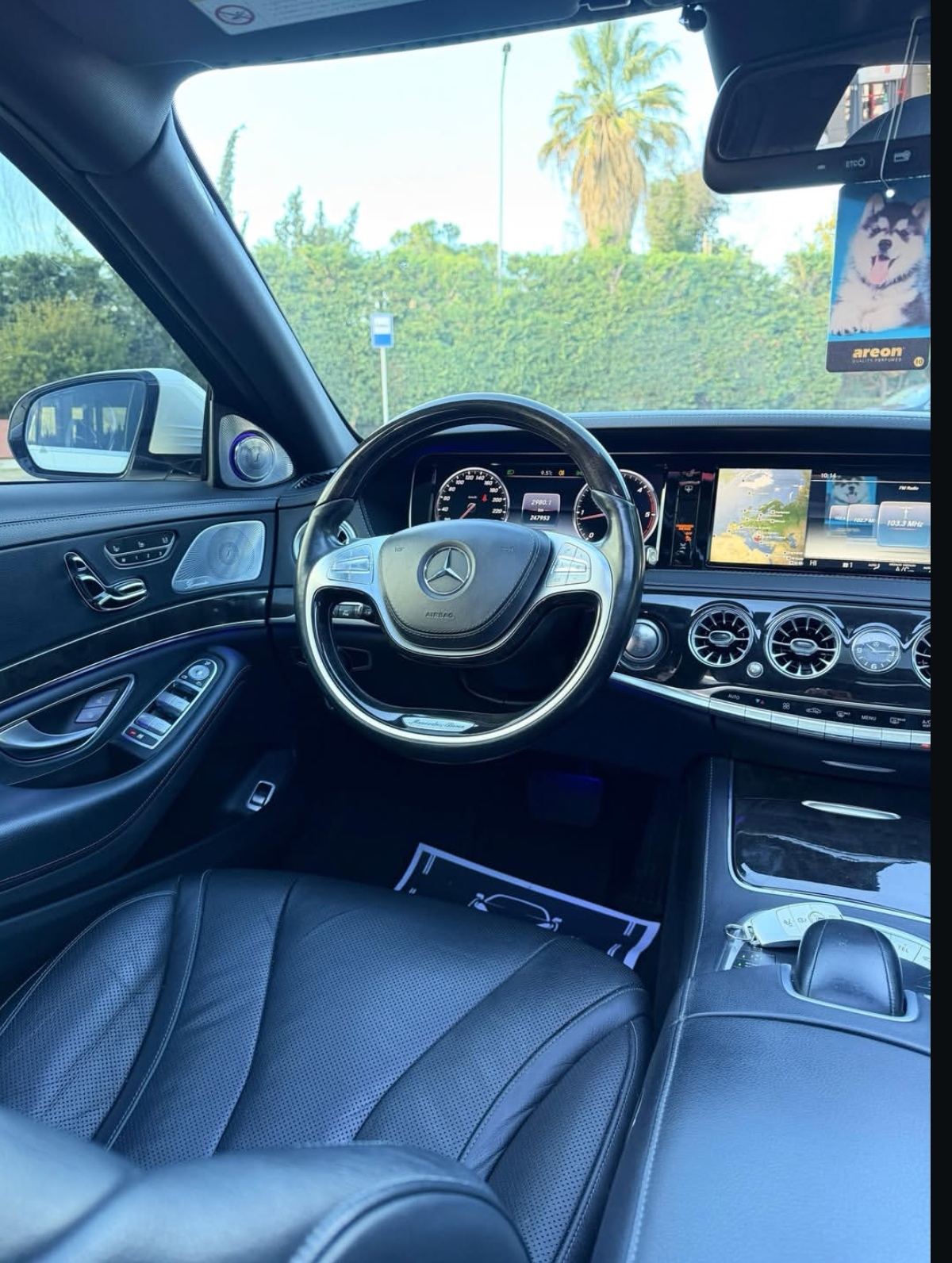 Mecedes-Benz S-Class 4