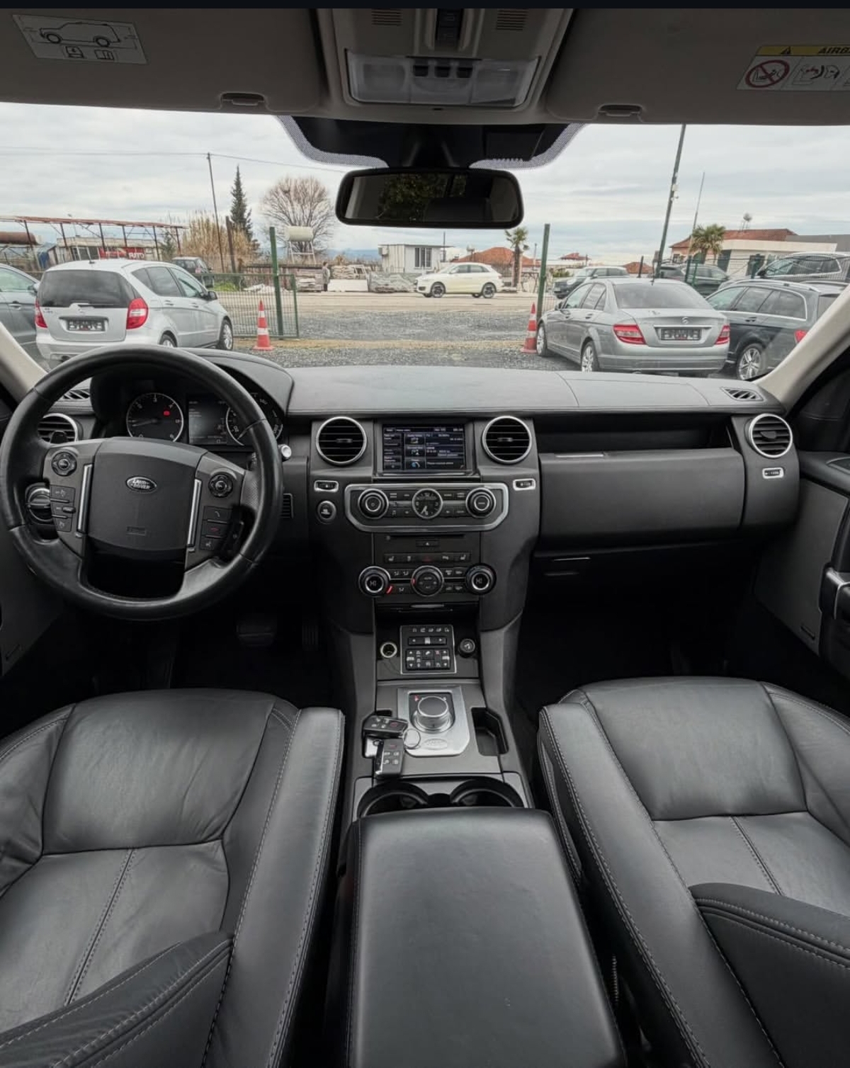 Land Rover Discovery 4