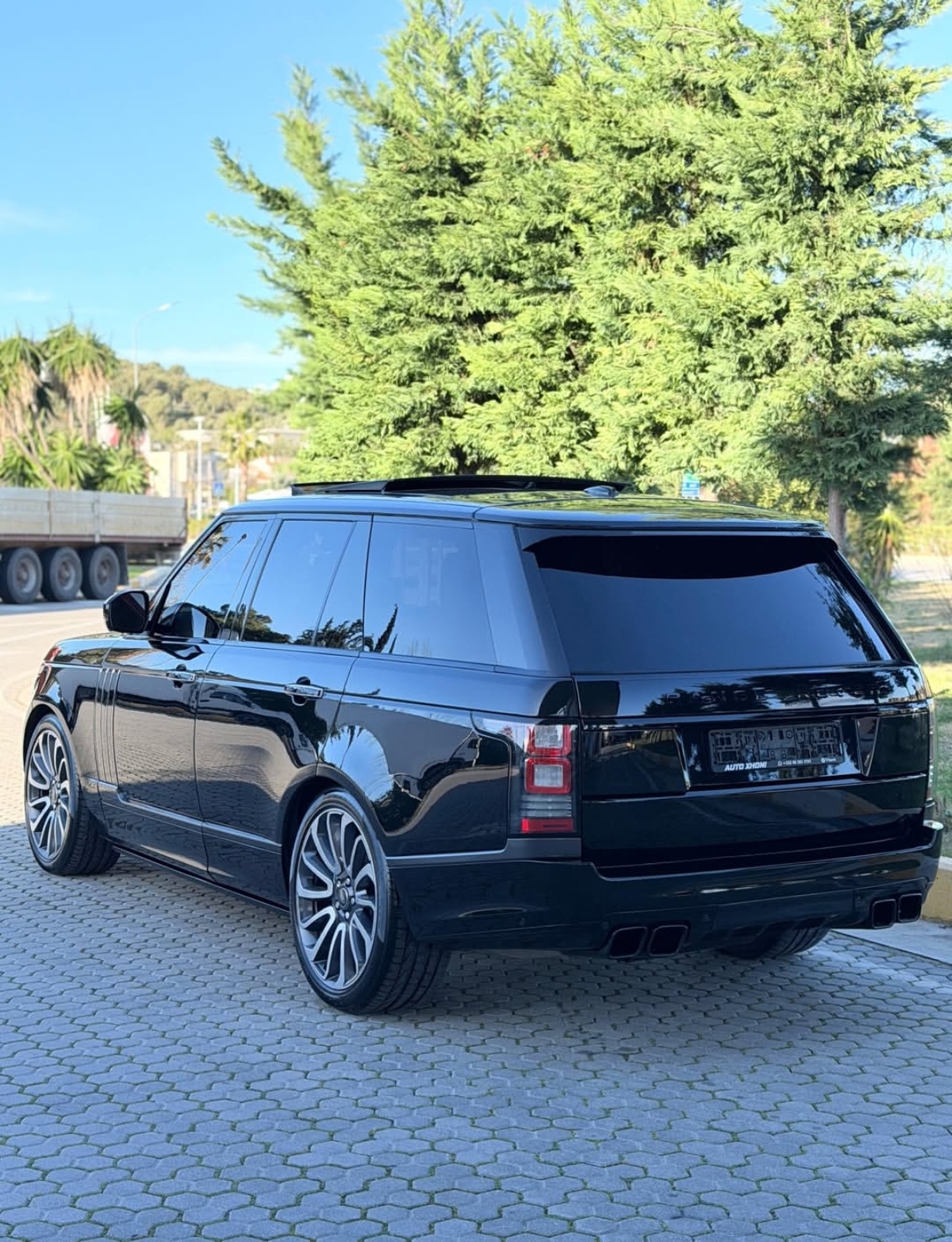 Range Rover Vogue 2