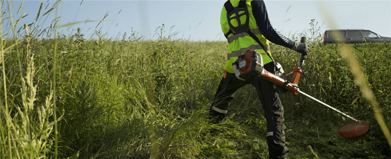 Desbroce de parcela exterior en Majadahonda - Limpieza de terreno al aire libre