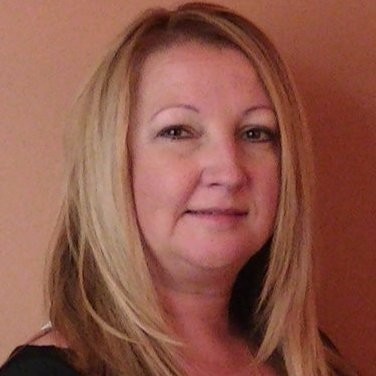 Angela McMullen Project Coordinator / Staff Manager 