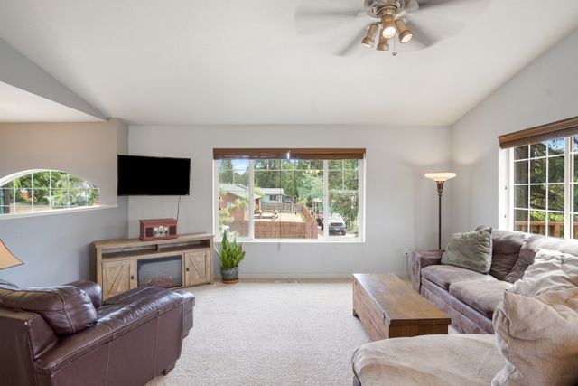 196 Topaz St Philomath-6