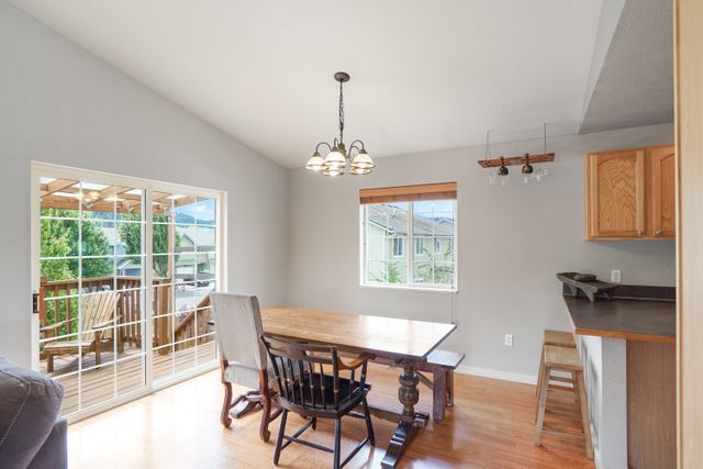 196 Topaz St Philomath-8