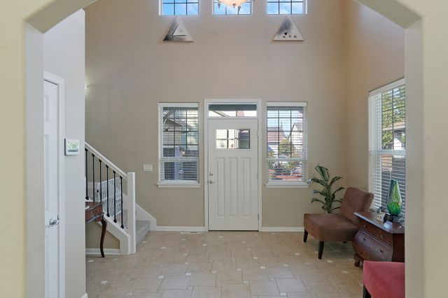 1876 Madalyn Ct-7