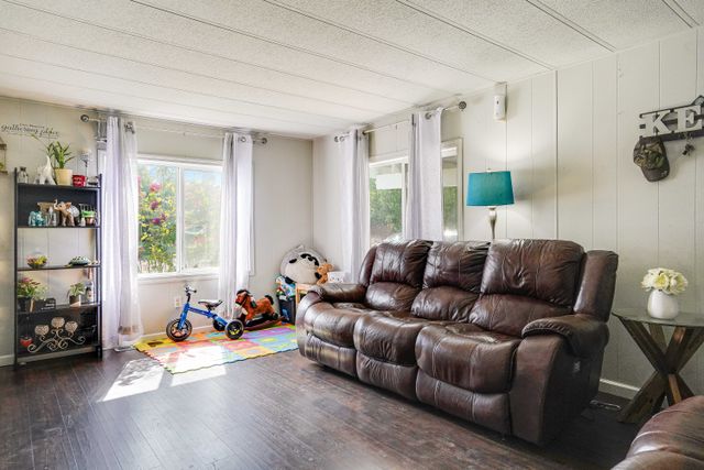  3073 Surfwood Dr NE-7