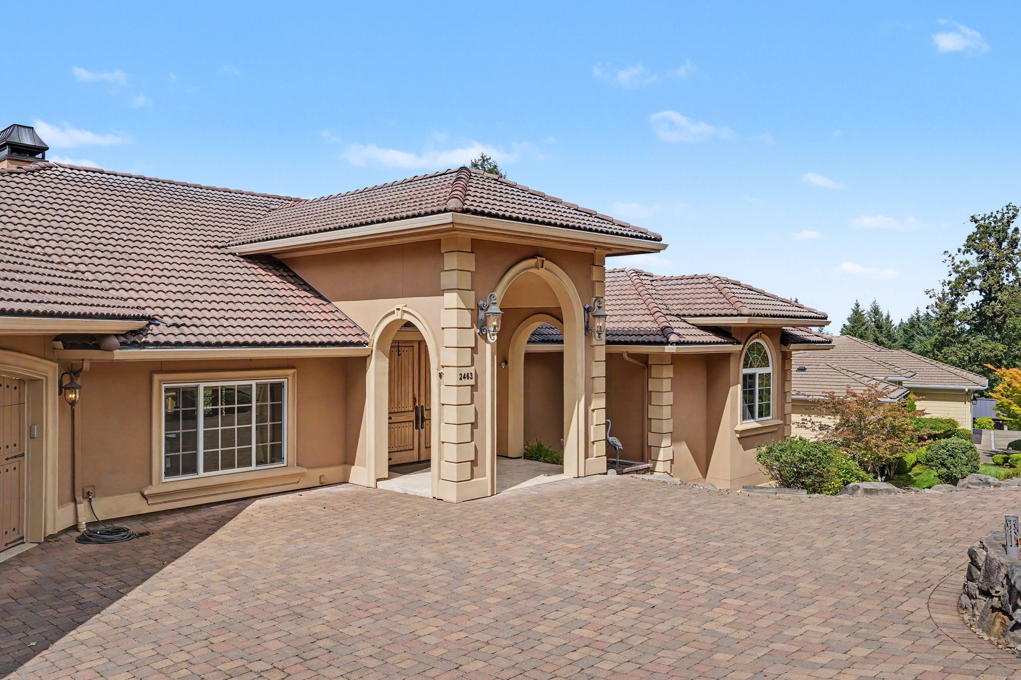 Crestmont03