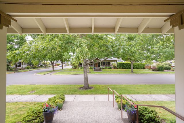 1235 Gwinn st Monmouth-6