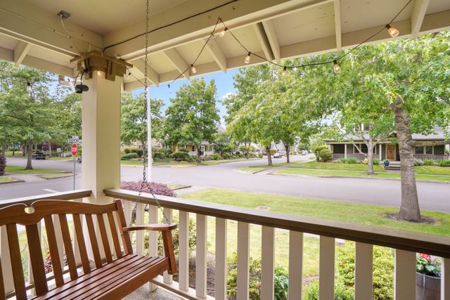 1235 Gwinn st Monmouth-7