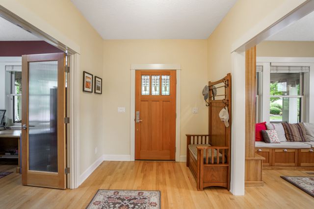 1235 Gwinn st Monmouth-9
