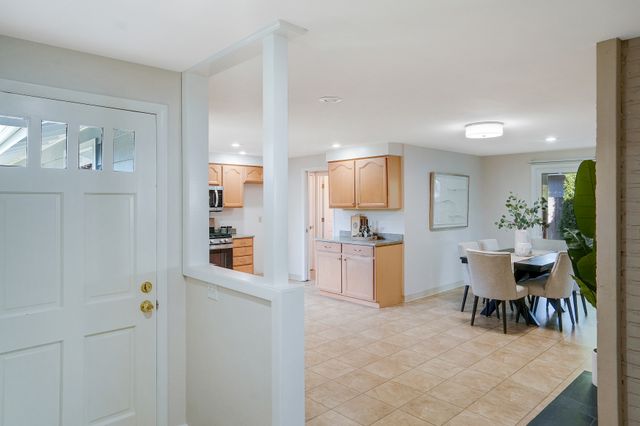 3590 NW jackson-10