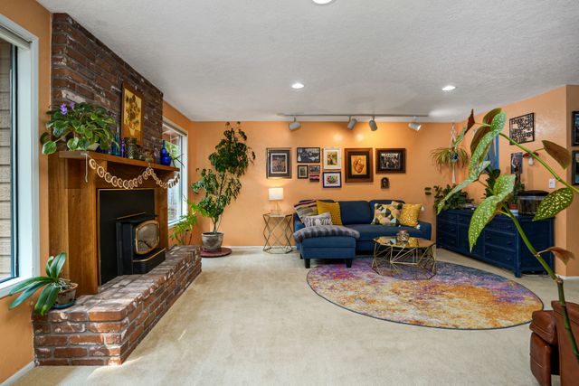 4126 NW Douglas-2