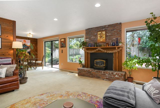 4126 NW Douglas-4