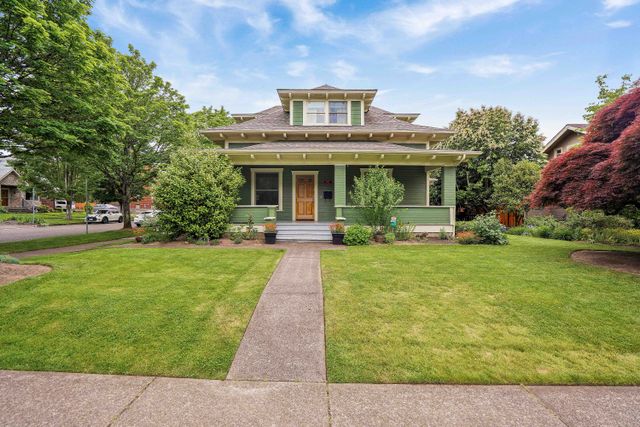 1197 High St SE-1