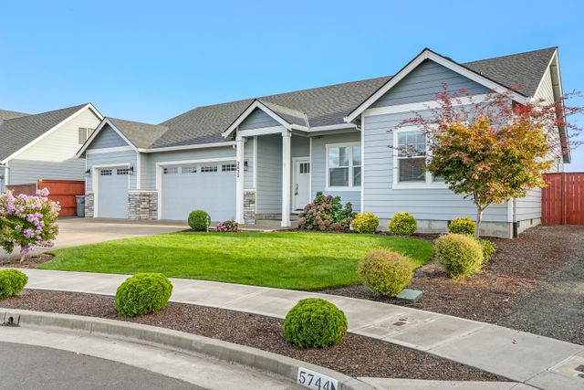 2632 NE Tuscan-2