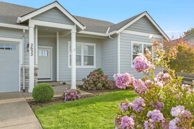 2632 NE Tuscan-4