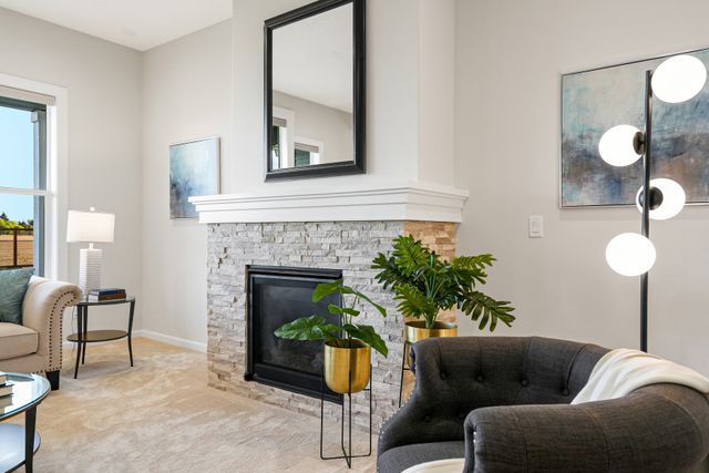 2632 NE Tuscan-8