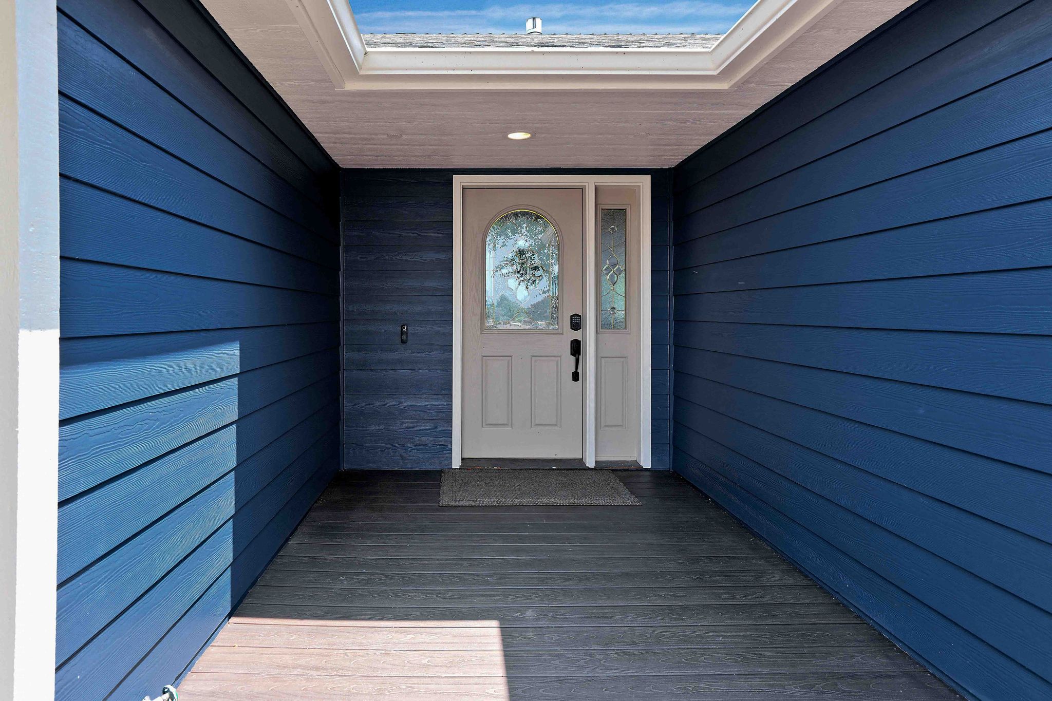dorrance exterior05