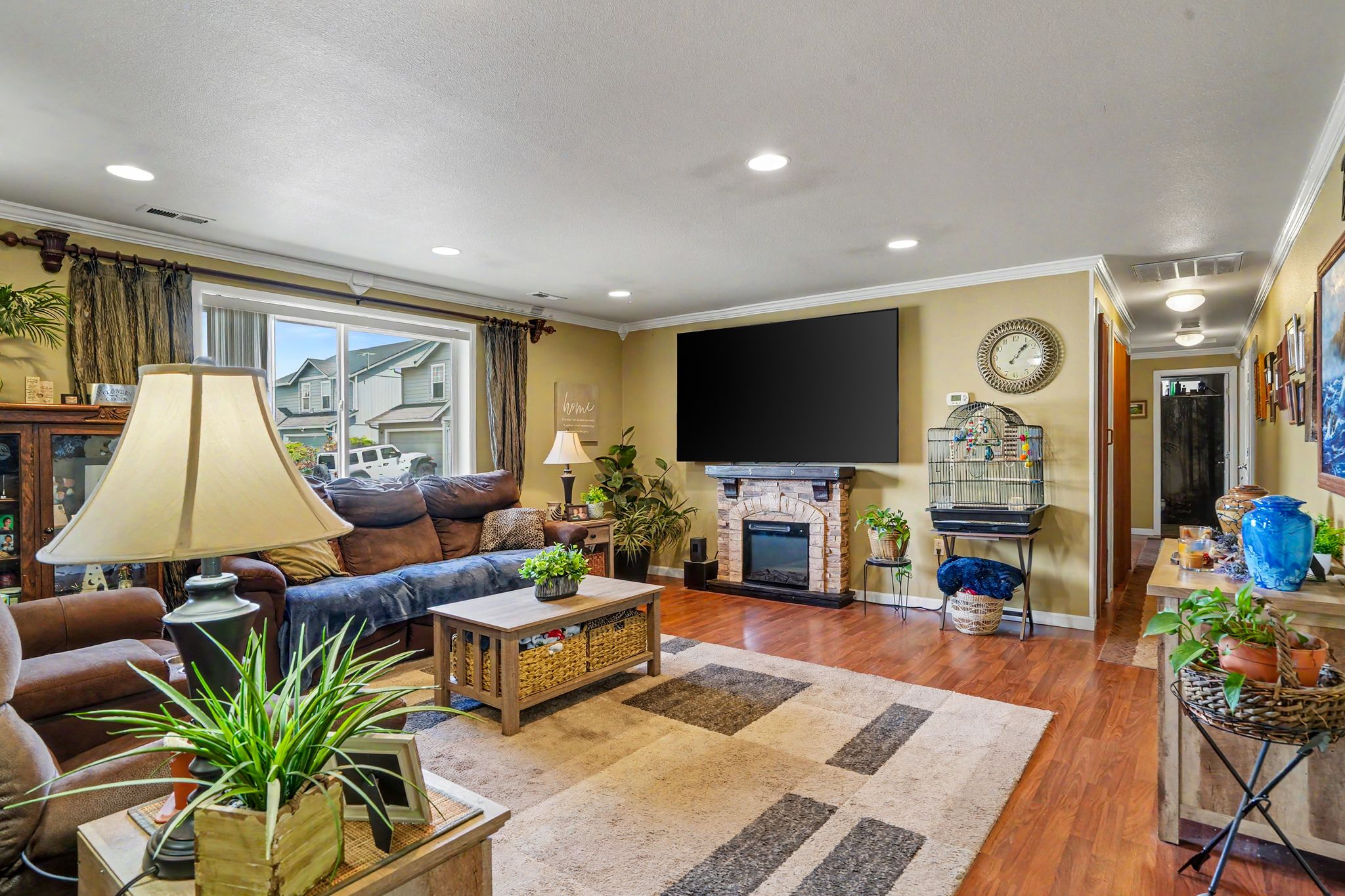 HOLLYRIDGE 06
