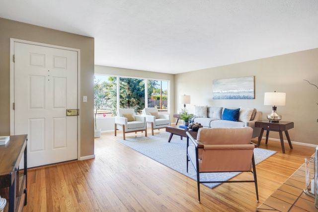 1245 NW Beca Ave-7