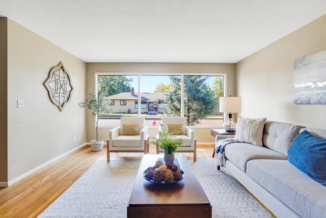 1245 NW Beca Ave-8