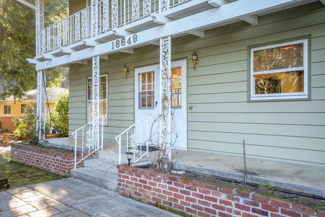 18649 Old River Dr-4