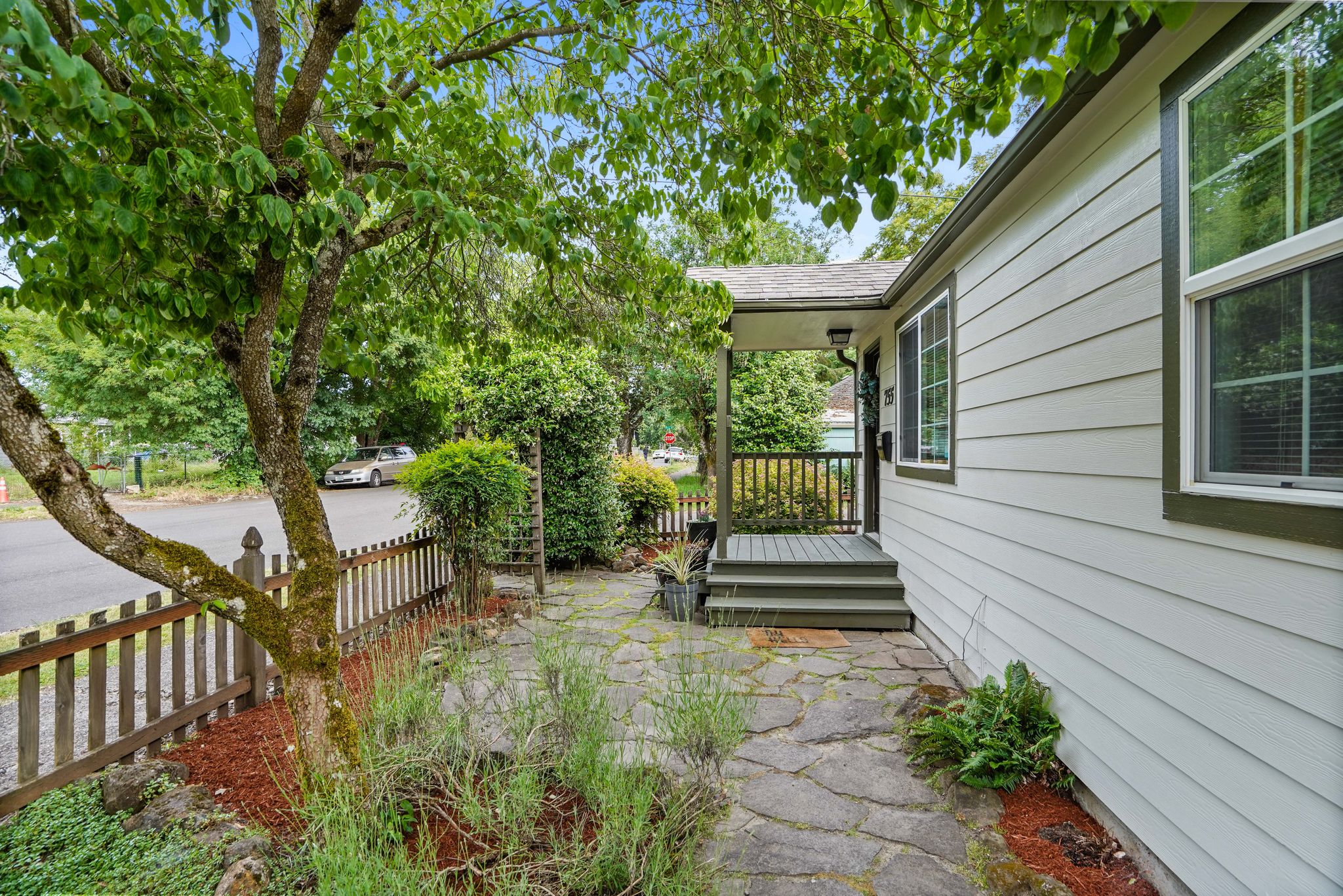 755 McNary Ave NW Salem-2